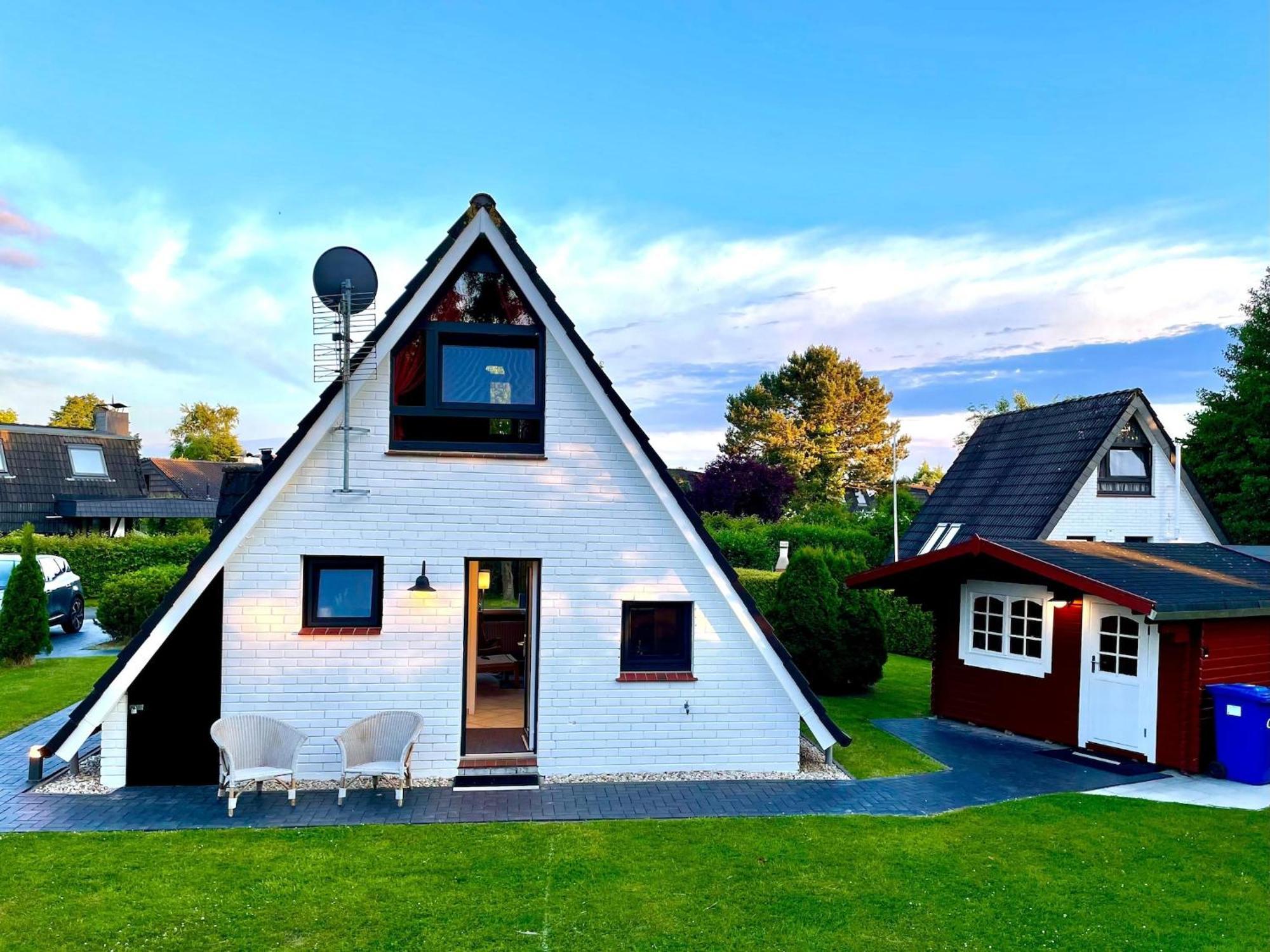 Cosy Cottage, *