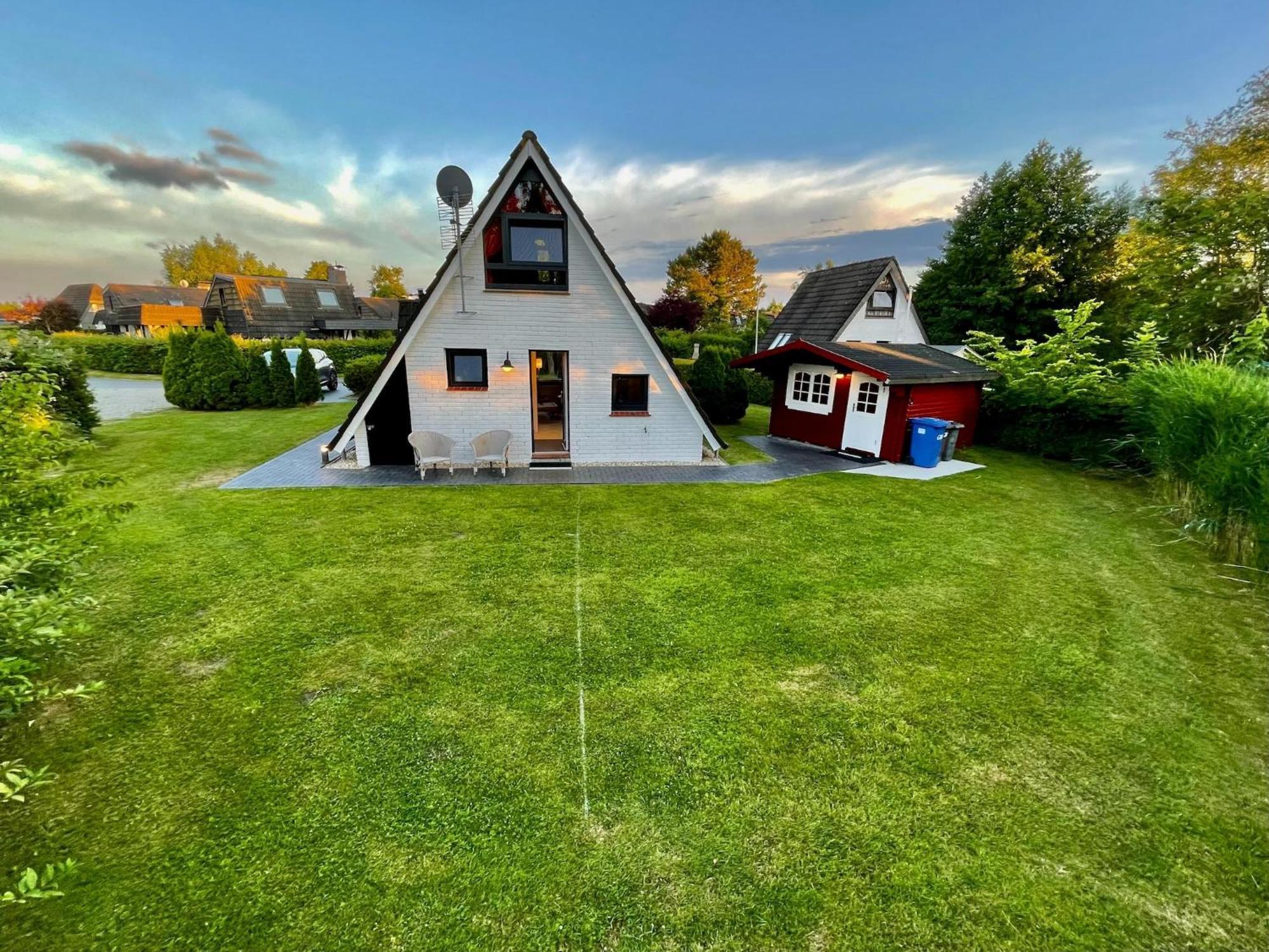 Cosy Cottage, Holiday home